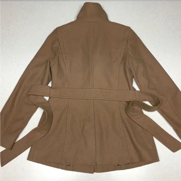 ARITZIA Babaton Connor Short Wool Beige Coat Size M fits Small - Picture 5 of 16